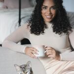 Sharon Carpenter Instagram - Coffee and Toffee… 📸: @sharonwellstudios 💄: @beauty_renovations
