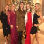 Sharon Case Instagram - I hope everyone has had a great holiday season! These 4 pix are from our annual holiday photo shoot. #holidayseason2019 🎁