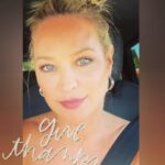 Sharon Case Instagram - 🦃 Happy Thanksgiving everyone!! I wish you all a wonderful #turkeyday #turkeydinner #pumpkinpie #family #friends #love #holiday ❤️#YR50