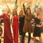 Sharon Case Instagram - I hope everyone has had a great holiday season! These 4 pix are from our annual holiday photo shoot. #holidayseason2019 🎁
