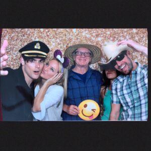 Sharon Case Instagram - Sunday Harvest Festival 🍁🎃🌭🍺#TakeTheReins benefit Chili cook-off contest. @jordivilasuso won both gold medals 🏆🏆#YR @mgrossman18 🕷