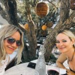 Sharon Case Instagram – #alfrescodining #lunch #summer #friends #2020goals #soho #house @tamaraclatterbuck #humpdayvibes