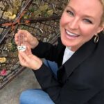 Sharon Case Instagram - My 25th Anniversary at #YR is coming up on September 14th. I want to give my thanks to all of my very talented cast mates for these sweet comments in @soapdigest 💋And a special thanks to those who have been with me since the beginning of this journey: the Bell Family, Steve Kent at Sony, @cbsdaytime @joshuamorrowyr 💋!!..... to all of the soap press, you guys have been the best people to work with u do such a great job! Thank you SO much to all the #YR fans, i LOVE you guys! Here’s to another 25 years! 🥂 #cbssoapindepth 💋@michaelfairmantv 💋#NelsonBranco 💋@mattykane1 💋 . . . #sacrecoeurparis #lovelocksparis