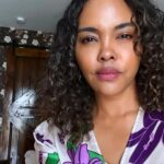 Sharon Leal Instagram - #mustbewelllitatalltimes in & out . kapeesh? ☀️
