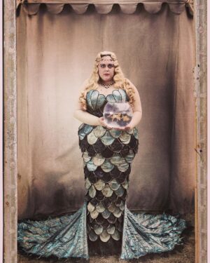 Sharon Rooney Instagram - Miss Atlantis  by the incredible @leah.gallo 
An honour to work and be photographed by someone so amazing. Thank you Leah for your time, patience and the wonderful energy you bring. You are a genius.

#Dumbo in cinemas NOW 🐘🧜🏻‍♀️💖 @dumbo @disneystudiosuk @disneyuk