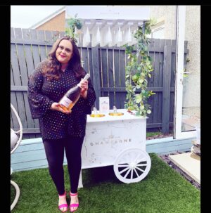 Sharon Rooney Instagram - We finally got to celebrate our beautiful bride to be (swipe to see how gloriously gorgeous she is) 💍🎉🥂

We booked @thebubblebarglasgow for Jil’s hen and it went down a treat! We had to change many a plan for our gal over the past year and a bit so we wanted to make her day as special as possible! I would 10/10 recommend! It looks so beautiful and the company have been so brilliant and easy to interact with! They have a shot cart, beer barrels and cocktail trees so there’s something for everyone! They also drop off and pick up at really good time’s which takes the stress away! I was also really generously given a PR discount but obviously all opinions are my own 🥰💖 

Caitlin thank you for being the hostess of dreams and for creating the perfect setting for our bride you are a star!

HERES TO THE WEDDING 💍🥂🎉🥰