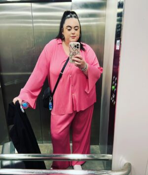 Sharon Rooney Instagram - Come on Barbie let’s go party 💫💖

SWIPE FOR SOME NEWS 🎉 

Don’t let me ever hear you say dreams don’t come true because they do! So buy that hot pink power suit and go for your dreams because magic things happen when you believe in YOU!

Barbie, the best adventure yet 💖