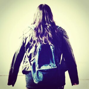Sharon Rooney Instagram - Rae 💖

5 years since the show ended and I still love that people are finding it for the first time or rewatching it. Thank you for loving her as much as I do. I’m forever thankful I got to be a part of something so special. 

If you are ever in doubt just remember -
“From now on, people can either accept you for who you are, or they can fuck off”

#savethearts 
xx 

**** thank you for all these wonderful comments 😭 I don’t think you’ll ever truly know what it means. Thank you 🥺💖 xx