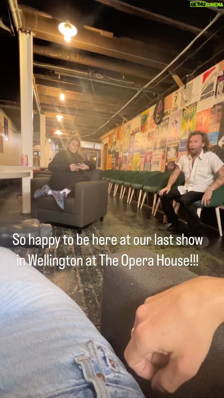 Sharon Van Etten Instagram - @lou.tides vs @maximludwig tonight at THE OPERA HOUSE IN WELLINGTON, NZ ! Last show of the tour / of the year !!! X