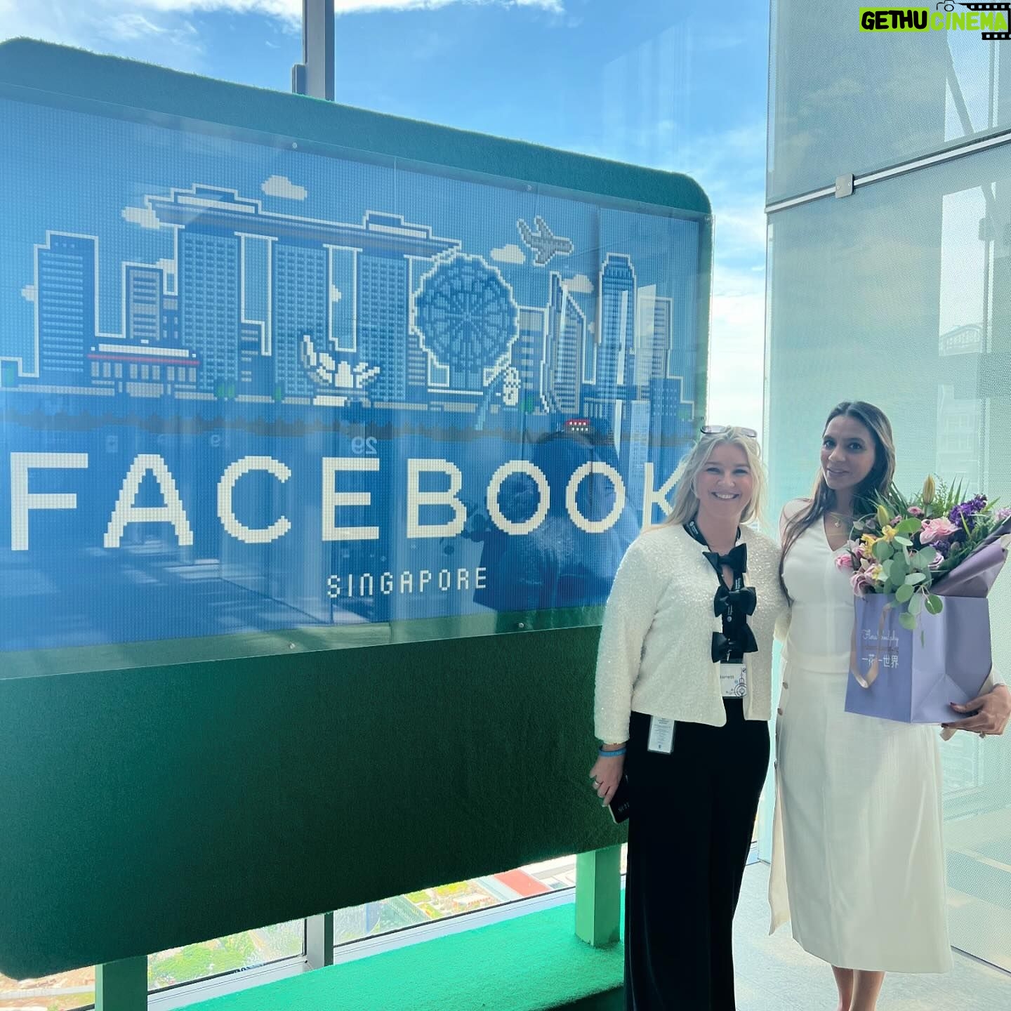Sharul Channa Instagram - Thank for having me, @meta @facebook Singapore! Ace hospitality and thanks for allowing me to make you folks laugh! ♥️♥️♥️🍀🧿 I think I look decent in corporate attire and the coffee cup that you all hold along with it. 😂