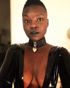 Actress Shaunette Renée Wilson HD Instagram Photos and Wallpapers July 2020