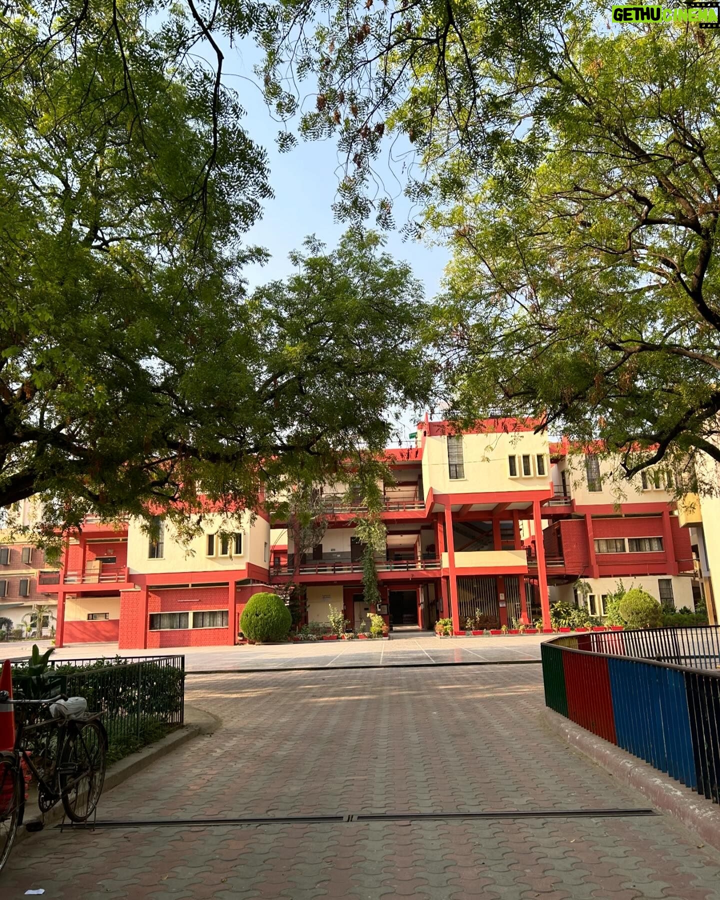 Sheeba Chaddha - 4.5K Likes - Film shoot wrapped in Bareilly. Driving to Delhi to catch flight bk to Bombay and you have some extra time and you go to your school 💜
sigh . And nothing has changed ( except the beautiful exposed brick structure we grew up with has now been painted . Blah ) .
You are amazed how spaces over decades can still be so same . And then you are amazed how much you have changed . Or have you ..
Not one for nostalgia but still nostalgiased 😌💜
That dull ache of bachpan , alive yet irretrievable
#carmelconventhighschool
#backbencher😂
#life