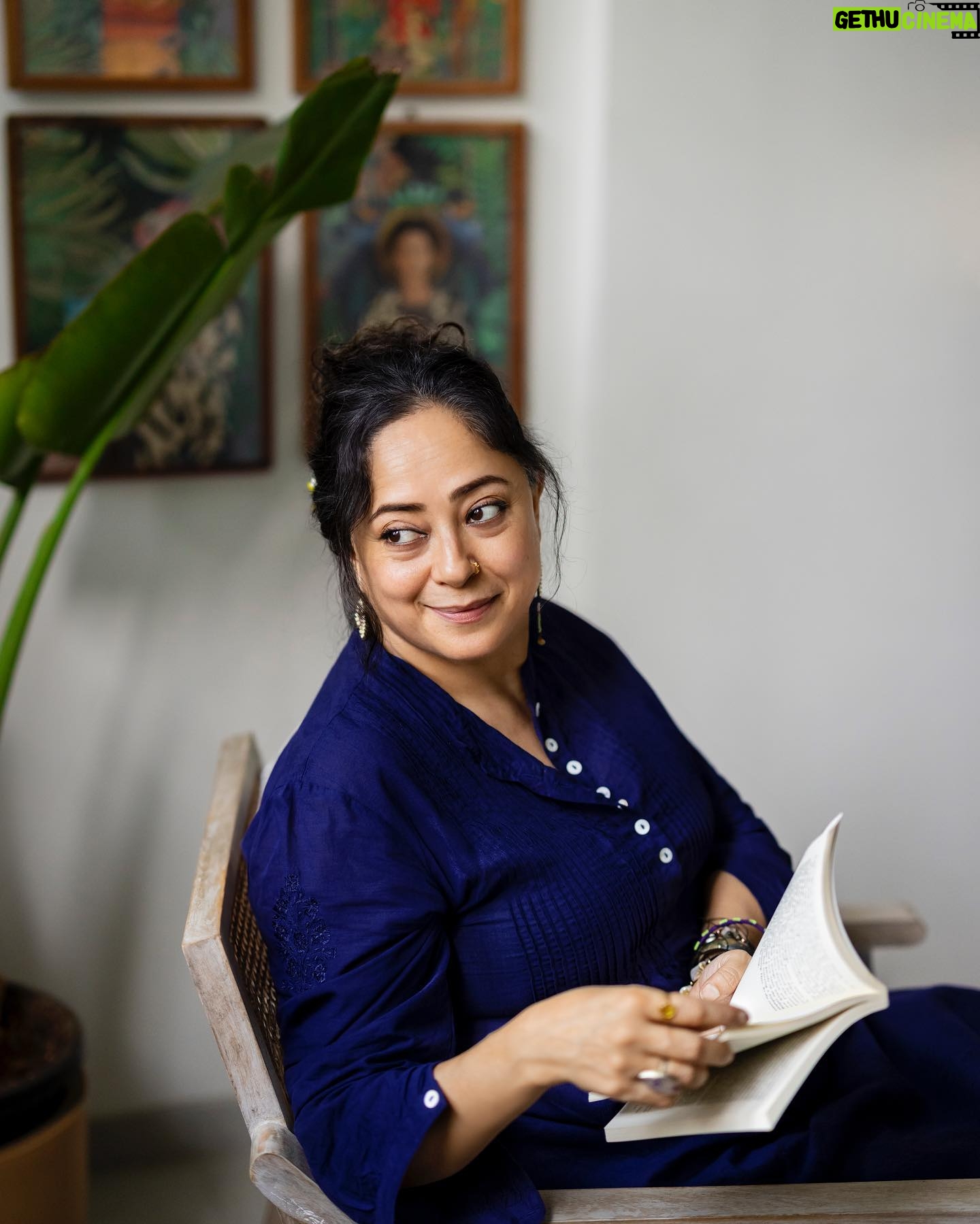 Sheeba Chaddha - 3.6K Likes - Evenings in Mumbai have a certain magic, especially when spent shooting the ethereal @sheeba.chadha at her home. With the setting sun casting a natural spotlight, we conversed about her riveting roles from ‘Badhaai Do’ to ‘Mirzapur’ - a tableau of tales as rich as her filmography. A few quick portraits, a glass of refreshing nimbu paani, and her powerful presence in front of the lens was all it took to create portraits as effortless and captivating as her performances. Honoured to capture the person behind the characters I’ve long admired.
#CapturedOnCanon with a @canonindia_official EOS R5
#arjunkamathphotography #portraitphotography #portrait #sunset #naturallight #nofilter #actress #beautiful #smile #love #SheebaChaddha #artist #amazing #vibewithcanon #DoGreatWithCanon #canwithcanon #MentorsInFocus #EOSMaestro #instagood #instamood #instagram #igers