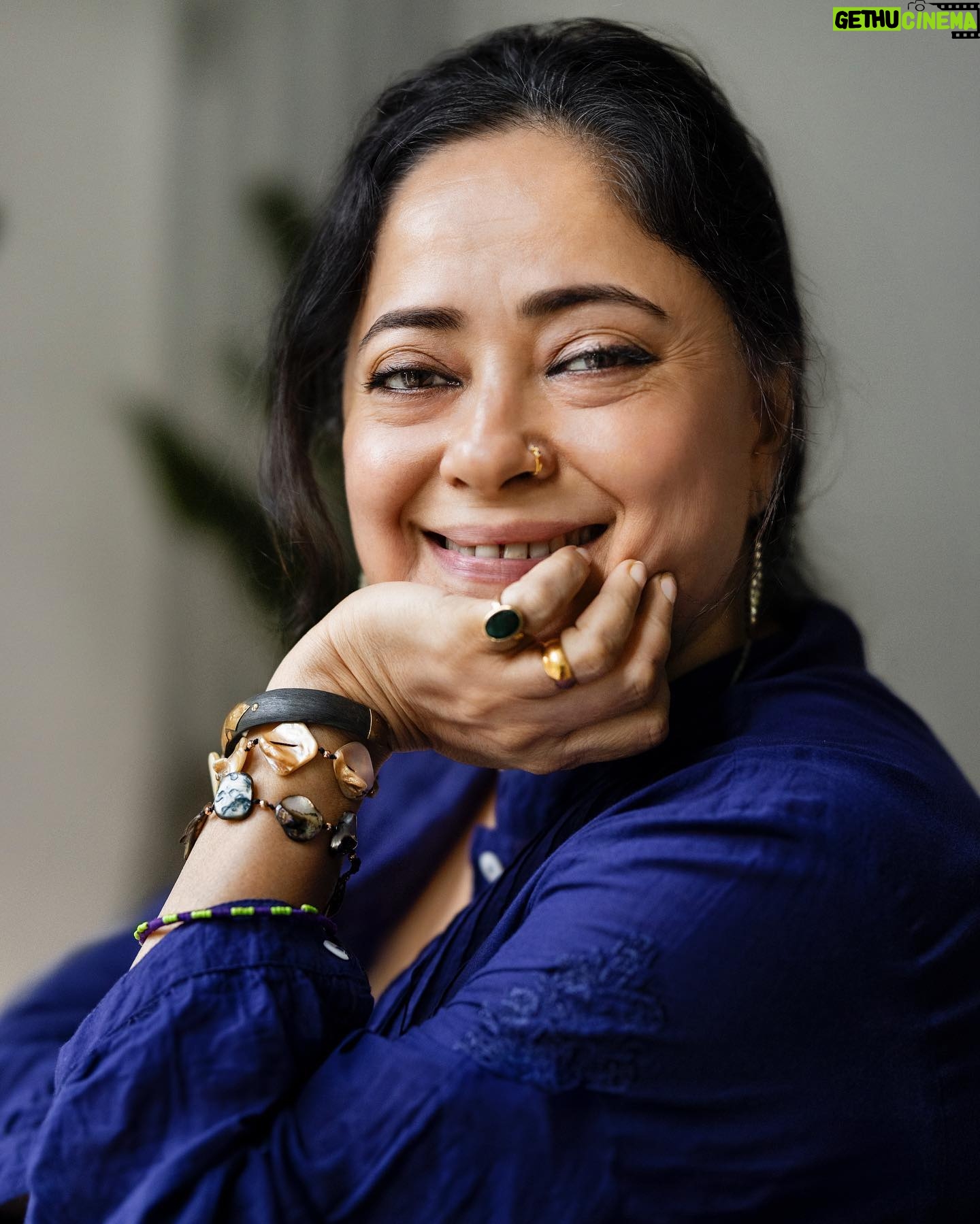 Sheeba Chaddha - 3.6K Likes - Evenings in Mumbai have a certain magic, especially when spent shooting the ethereal @sheeba.chadha at her home. With the setting sun casting a natural spotlight, we conversed about her riveting roles from ‘Badhaai Do’ to ‘Mirzapur’ - a tableau of tales as rich as her filmography. A few quick portraits, a glass of refreshing nimbu paani, and her powerful presence in front of the lens was all it took to create portraits as effortless and captivating as her performances. Honoured to capture the person behind the characters I’ve long admired.
#CapturedOnCanon with a @canonindia_official EOS R5
#arjunkamathphotography #portraitphotography #portrait #sunset #naturallight #nofilter #actress #beautiful #smile #love #SheebaChaddha #artist #amazing #vibewithcanon #DoGreatWithCanon #canwithcanon #MentorsInFocus #EOSMaestro #instagood #instamood #instagram #igers