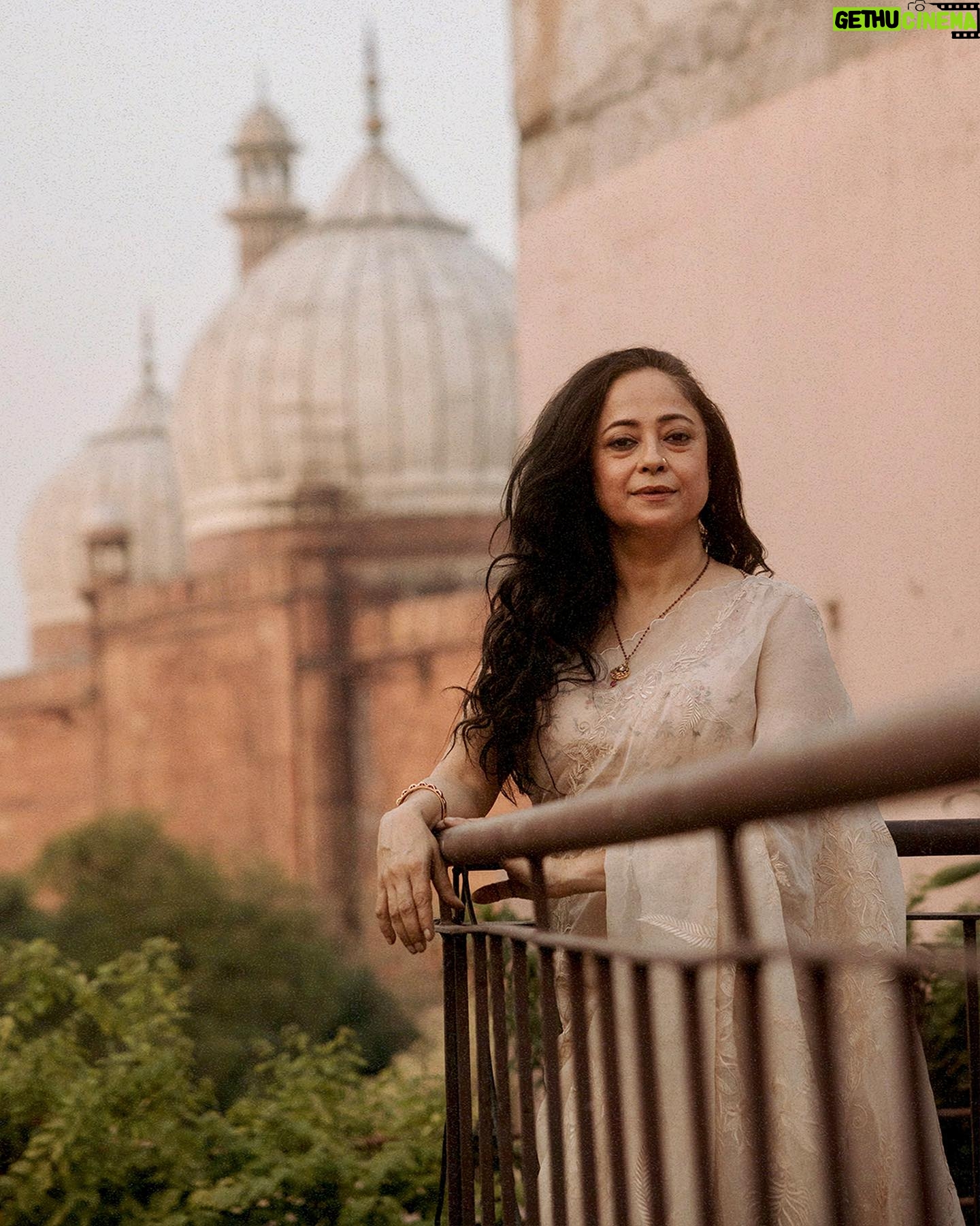 Sheeba Chaddha - 17.7K Likes - Tadapna Mera, Hansna Tera
Neendein Meri, Sapna Tera
Aankhon Ke Sagar, Hontho Ke Sagar
Le Doobe Hume, Le Doobe Hume
That pain of mine and smile of yours
Those sleep of mine and dream of yours
Those oceans of eyes and those oceans of her lips
made me sink, made me sink
U N V E I L I N G
रफ़ू• 𝐑𝐚𝐟𝐮 • رَفُو
𝐀 𝐏𝐚𝐭𝐜𝐡 𝐨𝐧 𝐭𝐡𝐞 𝐟𝐚𝐛𝐫𝐢𝐜 𝐨𝐟 𝐥𝐨𝐯𝐞
Featuring @_adilhussain &
@sheeba.chadha
Story & concept @karantorani
Assistant Direction @asmipradeep
Photos courtesy @vanshvirmani
Styling @jahnvibansal
HMU @diva_rose21
Jewels @tribebyamrapali
Production @rasalica.s @juhitaneja
#rafu #toraniindia #apatchonthefabricoflove