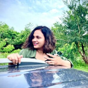 Sheetal Shetty Instagram - I just loveeeee myself like this... 💐 #dayout #withteam#isheetalshetty#happy #karnataka#bengaluru #mysore #shee_tales #sheetalesentertainmentpvtltd