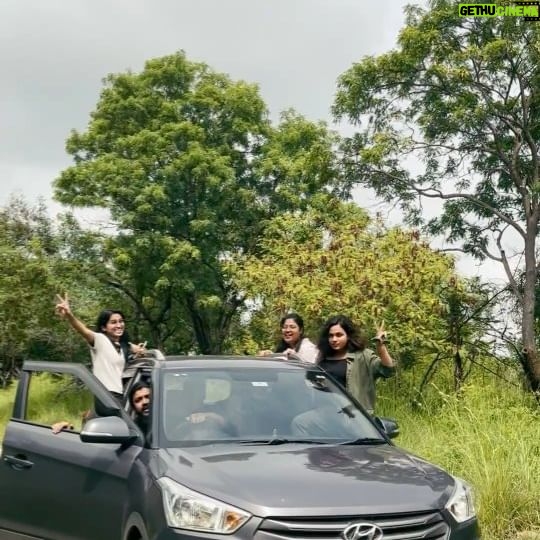 Sheetal Shetty - 6.5K Likes - I just loveeeee myself like this... 💐 #dayout #withteam#isheetalshetty#happy #karnataka#bengaluru #mysore #shee_tales #sheetalesentertainmentpvtltd