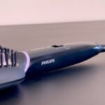 Sheetal Tiwari Instagram - Being a mom can be overwhelming sometimes, with taking care of your kid 24/7 you don’t get enough time to take care of your frizzy and untamed hair. But guess what? With the all new Philips Hair Straightening Brush, my hair gets ready in just 5 Minutes without any damage to my hair since its Thermoprotect technology minimizes the heat damage without compromising on style. Styling my hair isn’t as difficult as it used to be because #GoodCareDays are here with @philipsindia So what are you waiting for? Get your Philips Hair Straightening Brush today! #ad #Philips #PhilipsIndia #PhilipsHairStraighteningBrush #collab