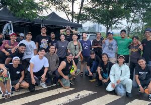 Sheila Timothy Instagram - Project ini dimulai sudah agak lama, namun terhenti karena  pandemi 2019, sebuah cerita tentang abang adik yang sangat hangat, dengan tema keluarga dan harapan. Lewat projek ini saya terkoneksi dengan CJ ENM @justin.hwk who has always been very supportive. Project ini jg  jd kesempatan pertama bekerja sama dengan team  @base.id mba @shantyharmayn @aourachandra @sarimochtan dan tentunya juga @typix & @bensoebiakto dan seluruh team base, marketing dan publicist.

Saya selalu percaya project yang baik selalu mempertemukan kita dengan orang2 baik, sutradara @dinnajasanti para pemain yang luar biasa @vinogbastian__ @angga @kristo.immanuel @caitlinhalderman  Gak lupa dukungan ga ada habis2 nya dari @focusedequipment @robinjdbmoran @gunnarnimpuno you guys are angels sent from the above 🙏🏻 Dan tentunya satuan crew hebat yang jadi garda depan yg sedang berjuang saat ini, yg tidak bisa saya sebut satu persatu.. #youknowwhoyouare love you all thank u @michellawrence @the_urban yg ngisi kekosongan saat ini karena saya terpaksa recce duluan ke rumah sakit.  Astradas @leon_lolang @guntur.as10 @konsepboi … dp @triadiprasetyo art @harishudafaqih 

Terima kasih juga team #springboard 

Thanks team @lifelikepictures @wiji_lecsu @beebymaria mamat-dedi, Harry.  Segera bergabung ke set.. #solid kalo kata fojan. #MAB #dibioskoptahunini