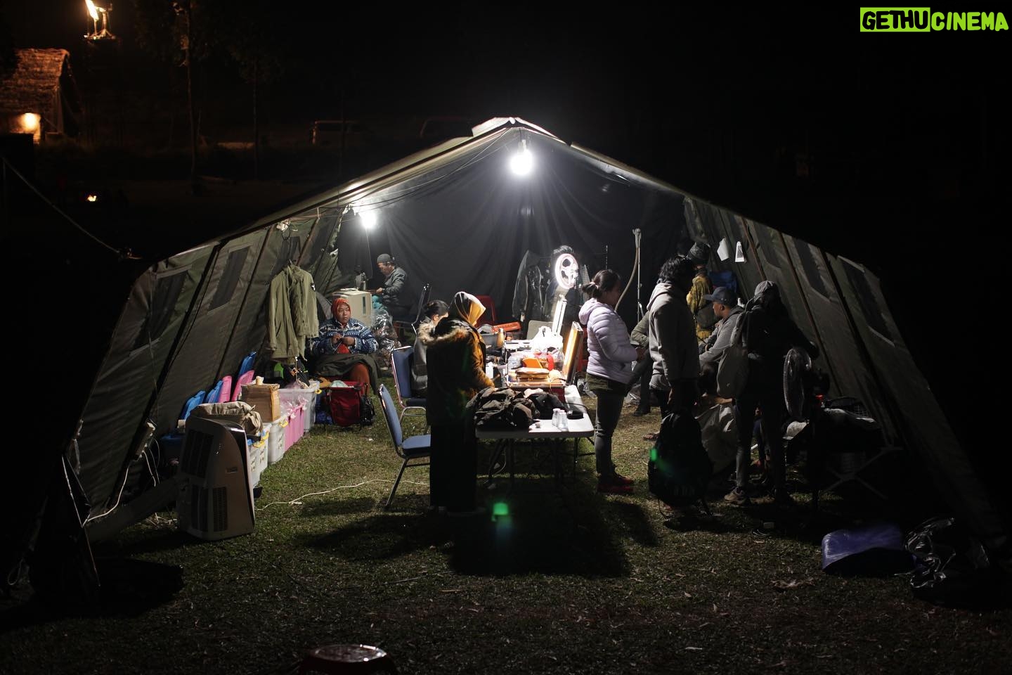 Sheila Timothy - 502 Likes - 5 tahun lalu berkesempatan untuk bertemu dan berkarya dg orang2 hebat ini. Lebih dari 1 tahun proses dari preps sampai post, melibatkan hampir 1000 casts and crews. Salam kangen buat semua keluarga sableng 😄 #siapsablenglagi yuks 😄 @lifelikepictures @anggasasongko @vinogbastian__ @sherinasinna @marshatimothy @sarimochtan @fariz_alfarazi @yayanruhian @chan_man_ching @adrianto_sinaga @denmasipung_ics @ejstudio.official @nandagiri @ariaprayogi @nandagiri @ichsound @achmadali.s @cece_ciungwanara @ceceparifrahman @reza.hilman @aghninyhaque @tejo_teguh @happysalma @marcellsiahaans @diansidik_ @yayuunru @ruthmarini18 @hanatarue @rifnuwikana @lukmansrd @mahardikayusuf @peikaimika @semoga_happy @the_urban @agungaksara @michellawrence dan semua teman2 lainnya