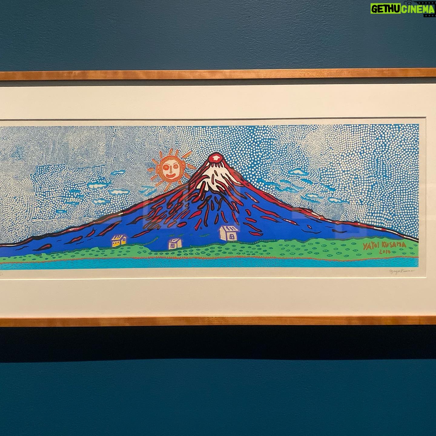 Sheila Timothy - 0.9K Likes - Ke museum bersama mama 🥰 #hokusai experience at @mfaboston
Slide 6. Yoshitomo Nara
Slide 7. Yayoi Kusama
Slide 8. John the Baptist
Slide 9. Adam & Eve
Slide10. Oysters 😍 @littlewhaleoysterbar