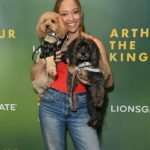 Shelby Simmons Instagram - At the premiere of @arthurthekingmovie with the best companions a girl could ask for! 🐾💖 @lionsgate #Tribe #ArthurTheKing