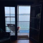 Shelby Simmons Instagram - Made a trip up to Washington State and got to appreciate how beautiful the leaves look when they blow in the wind, or how peaceful the sound of waves crashing on a beach can be.