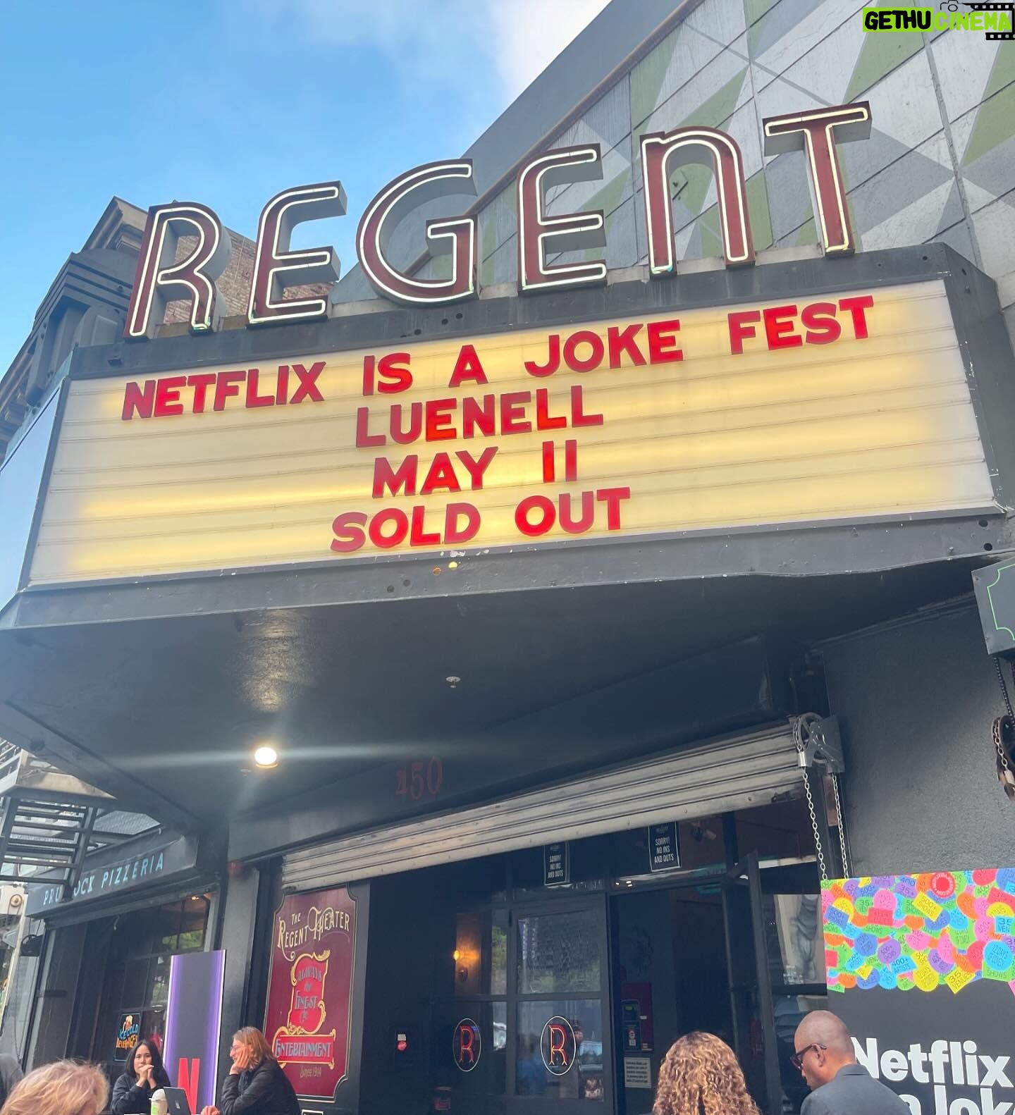 Shelby Simmons Instagram - No better way for @amconstance and I to celebrate my new booking of “A Big Bold Beautiful Journey” with Margot Robbie and Colin Farrell than going to see the greatest comedian herself, Luenell LIVE!! 💖