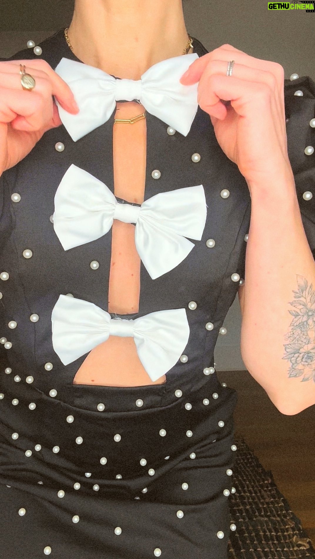 Shenae Grimes-Beech Instagram - Which vibe is your favorite?ππ» Itβs gotta be the mob wife or the punk rockers vibes for me but the bows on bows look is pretty stinking cute, too β if I do say so maself! π Comment HEART for outfit links or go to My LTK Shop in my bio to shop each look individually! #valentinesday #outfitinspo #datenightoutfit #styleinspiration