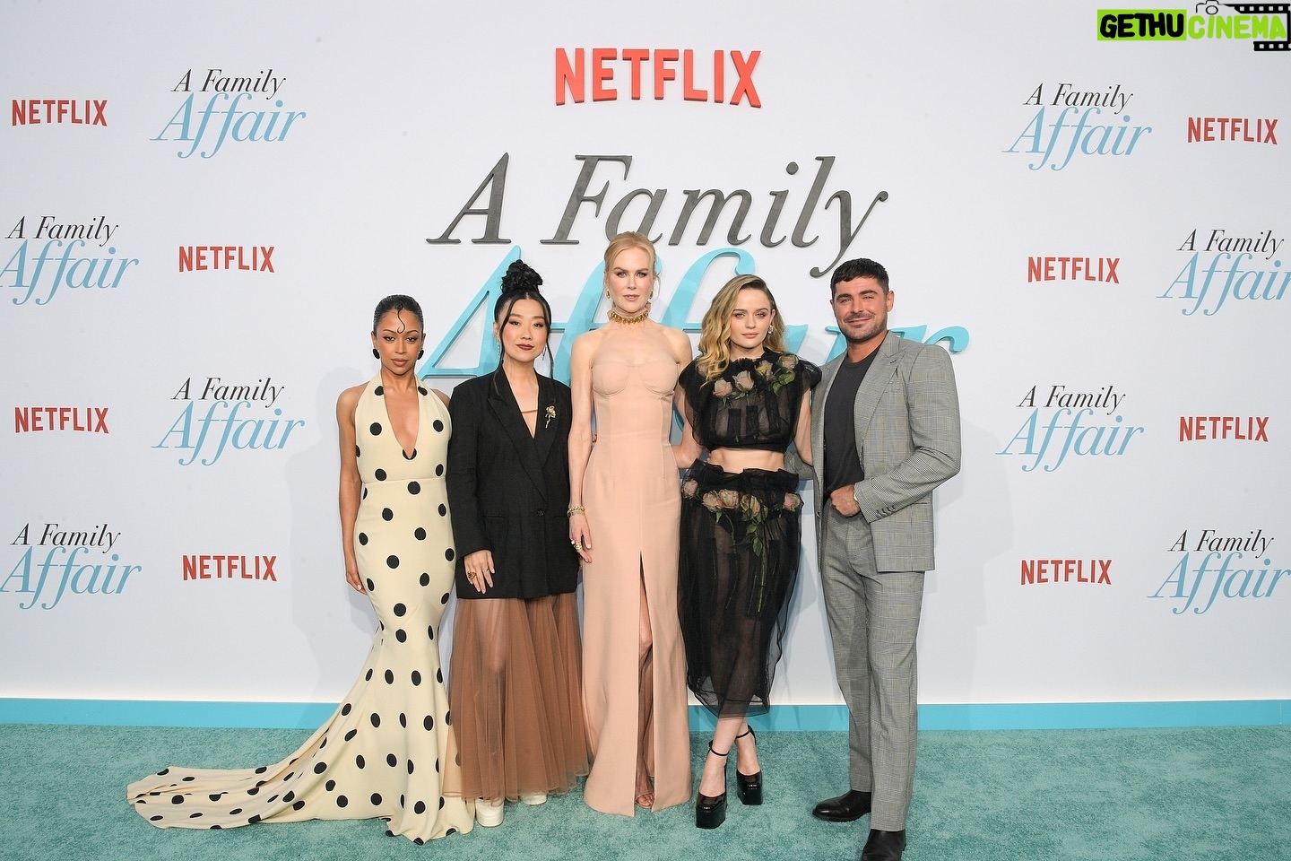 Sherry Cola - 5.1K Likes - A FAMILY AFFAIR ♥️ y’all can watch it on june 28! thank you @netflix!