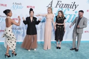 Sherry Cola Instagram - A FAMILY AFFAIR ♥️ y’all can watch it on june 28! thank you @netflix!