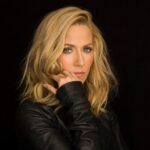 Sheryl Crow Instagram - 🎤 #SherylCrow’s music has always been as insightful as it is catchy, and her newest album, ‘Evolution’, is perhaps the most existential example of that. 🎵 Throughout it, the nine-time #GRAMMYs winner poignantly muses over the state of the world and humankind, while also reflecting on the moments and the ideals that still give her hope. 💫 At the link in our bio we sat down with Crow to discuss her unexpected album, her “liberating” new creative process, and major moments that have made her career feel like a fairy tale.