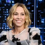 Sheryl Crow Instagram - TONIGHT ON #NIGHTLINE: @sherylcrow joins Nightline’s @JujuChangABC on set to discuss being inducted into the Rock and Roll Hall of Fame, aging in the music industry and her latest album ‘Evolution.’ What made the nine-time Grammy award winner change her mind about releasing another album? Tune in to find out. 📸 ABC/ Lorenzo Bevilaqua #nightline #sherylcrow #evolution