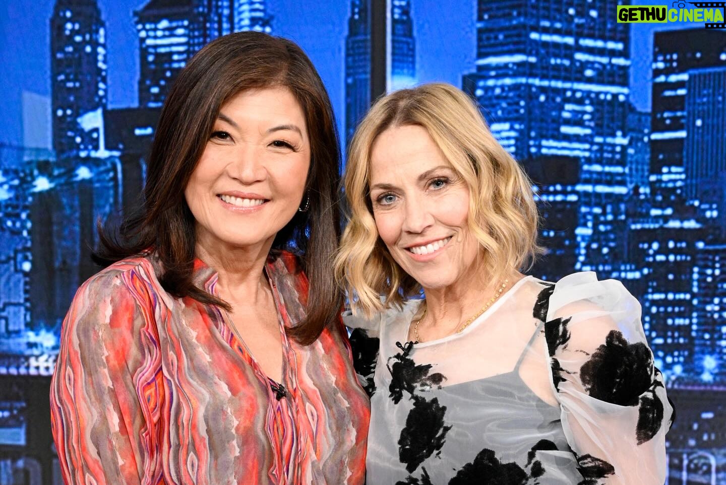 Sheryl Crow Instagram - TONIGHT ON #NIGHTLINE: @sherylcrow joins Nightline’s @JujuChangABC on set to discuss being inducted into the Rock and Roll Hall of Fame, aging in the music industry and her latest album ‘Evolution.’ What made the nine-time Grammy award winner change her mind about releasing another album? Tune in to find out. 📸 ABC/ Lorenzo Bevilaqua #nightline #sherylcrow #evolution