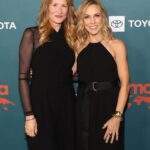 Sheryl Crow Instagram - What a beautiful night! Got to honor my dear friend, @lauradern, with the Ongoing Commitment Award from @green4ema. Laura is super woman… what she does to help make this world a better place is inspiring! ❤️