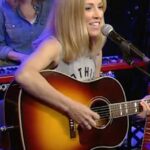 Sheryl Crow Instagram – Check out @SherylCrow’s performance of “Everyday Is a Winding Road” from her 2017 visit to the #SternShow.