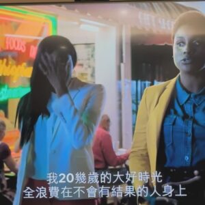 Shi Shi Instagram - 活在這個時代 原本以為是慶幸 
但有時候更多不同層面的辛苦 
會讓我們緊繃 無奈 崩潰 

但
我們很勇敢 對吧 
還是有很多美好的事情 每天都等著我們 
好好的走每一步 踏實的踏
某些時候突然又會覺得 

‘今天過的好棒 好開心’
‘我原來一直都被愛著 好幸福’ 
🥹

昨天才發現 LE SSERAFIM - Easy 的歌詞很讚 跟你們分享：

다친대도, 길을 걸어, kiss me 
（就算會受傷 也走下去）
쉽지 않음 내가 쉽게 easy
（不容易的話 我讓它變簡單）

Damn, I really make it look easy 💪🏼🦾🫶🏻🩷

我們加油：） 
一起把事情變Easy

不是走捷徑，
而是真的學會 然後去克服它。 

.