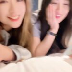 Shi Shi Instagram - 唱著唱著... 水就燒開了？ 這女人... 從昨晚！到今天醒來！ 還在唱這一句！ ！！ ！！！🫠 #whatwasimadefor @billieeilish