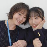 Shihori Kanjiya Instagram - やばい。 最終回放送までカウントダウンが 始まってしまった。。 今日は月曜日、、 土曜日まであと５日、、 きゃーーーーーーーーー ざびじいねー((((；ﾟДﾟ))))))) 写真は奈子ちゃんと。 20歳だって。ピチピチ。 礼儀正しくてとても素敵。 生徒たちみんな本当可愛い(*´-`) #土ドラ #顔だけ先生 #矢吹奈子