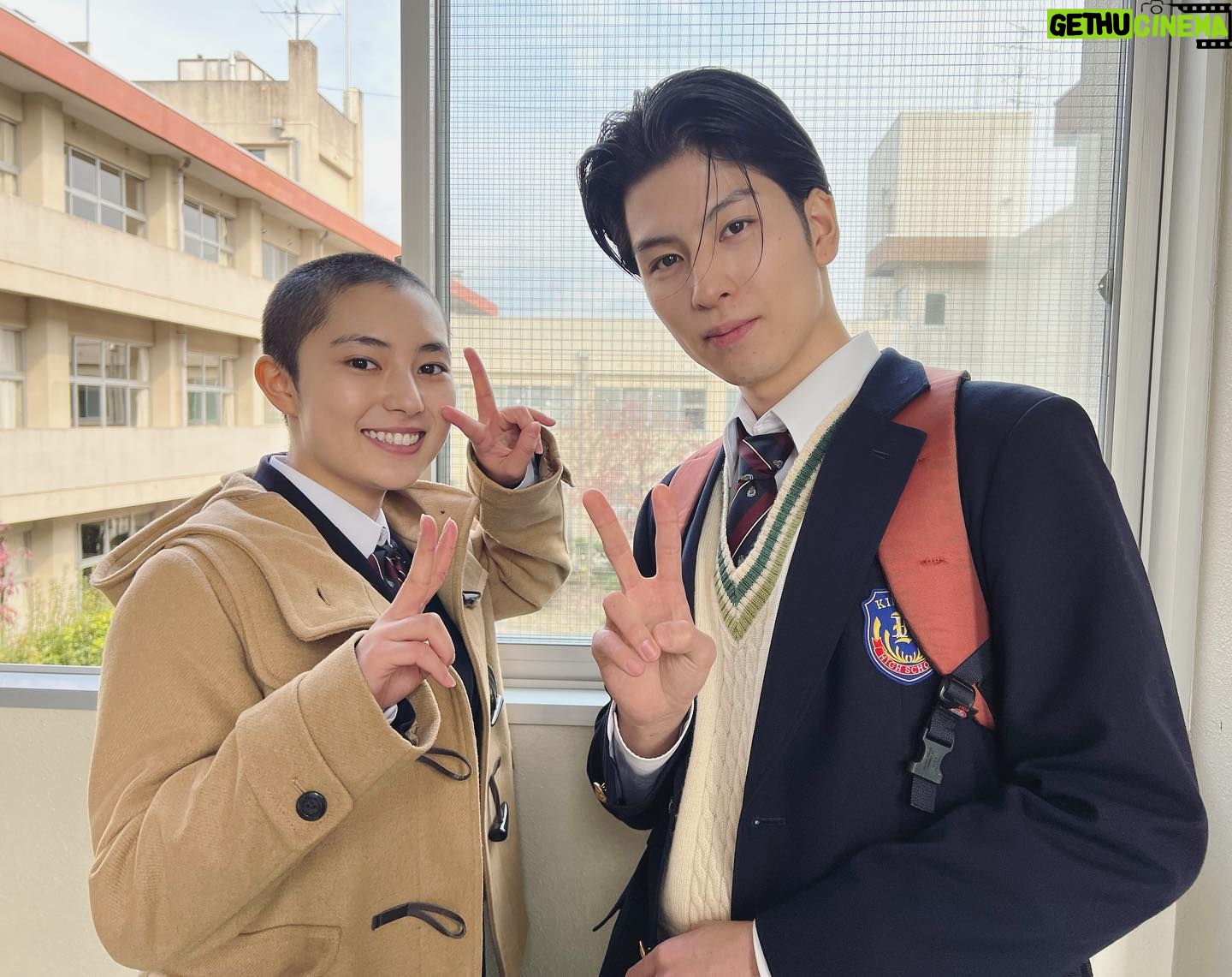 Shihori Kanjiya Instagram - 9話観てくださって ありがとうございました! なんて可愛い2人なんでしょう。 おばちゃんはずっとキュンキュンでした(*´ω`*) そして遠藤先生、そりゃないよ(笑) #土ドラ #顔だけ先生 #神尾楓珠 #長谷川慎 #田幡妃菜
