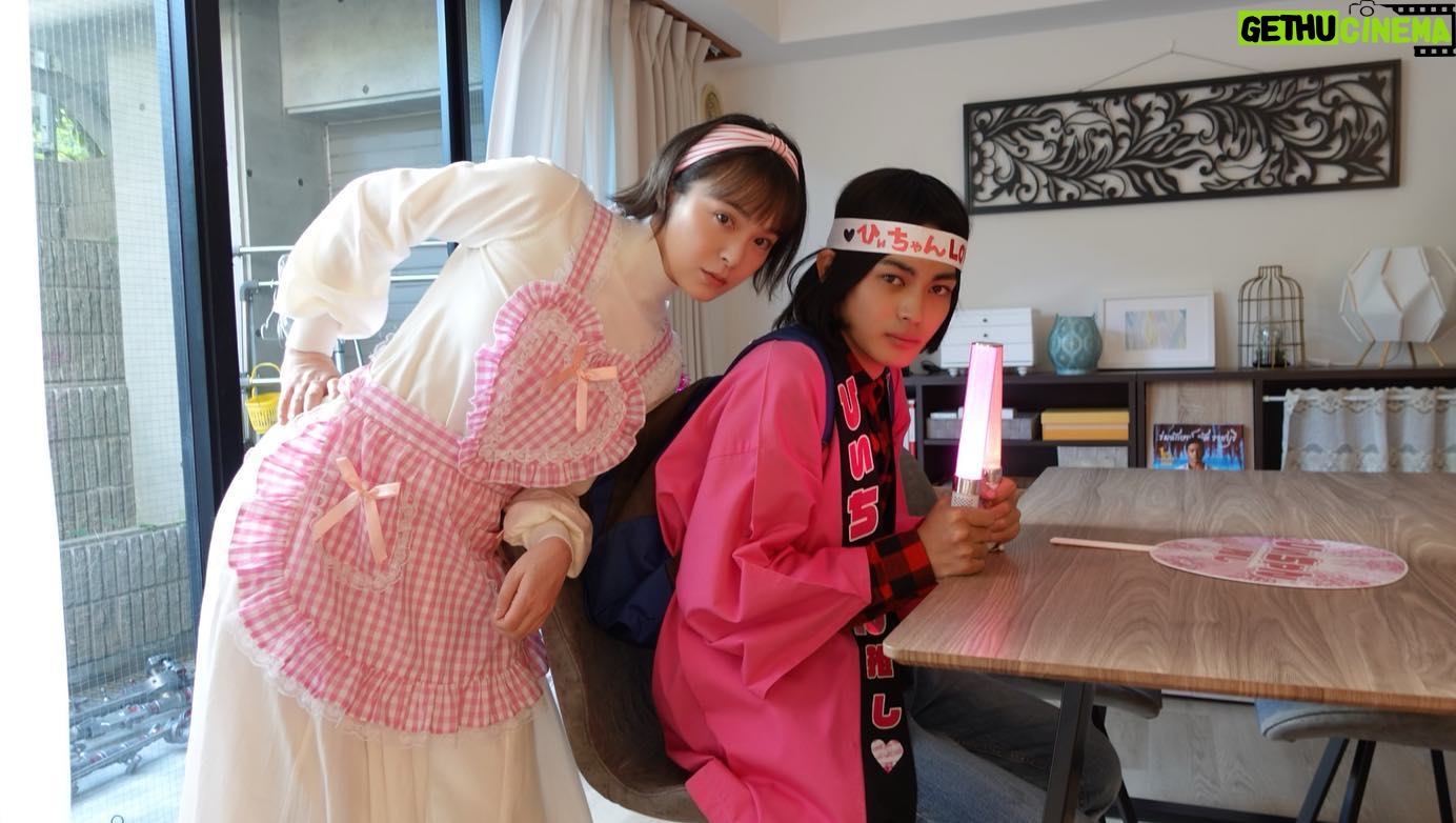 Shihori Kanjiya Instagram - こんな一コマもありましたね(笑) 明日はついに7話! お見逃しなく(o^^o) #土ドラ #顔だけ先生 #神尾楓珠