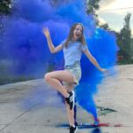 Shiloh Nelson Instagram - Don’t give me colored smoke to play with 😂