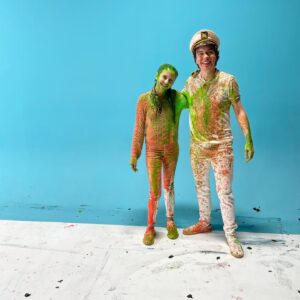 Shiloh Nelson Instagram - Getting slimed on Nickelodeon is a dream come true. Don’t worry, I got @iamelijahnelson back pretty well 🤪 @nickelodeon Link in bio for video.
