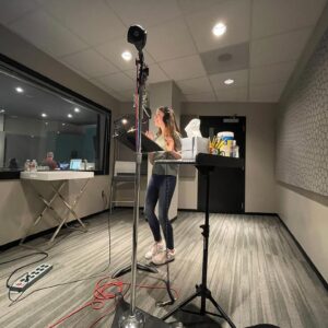 Shiloh Nelson Instagram - Recording Keia 💙 I love getting in the booth and bringing her to life! And I’m so thankful that I get to do this from my hometown of Portland as of late. Technology and this team is amazing!  #puppydogpals #keia
