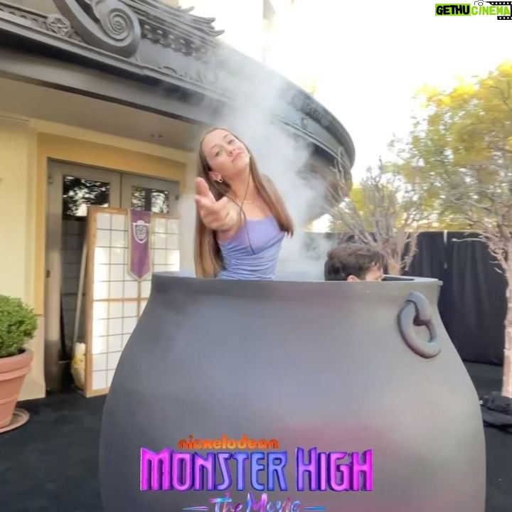 Shiloh Nelson Instagram - Rawr. 💀 Had so much fun at the @nickelodeon Monster High premier. @iamelijahnelson showed me up in that last video though 😂🙈#monsterhigh #monsterhighthemovie @mattel @paramountplus