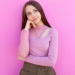 Shiloh Nelson Instagram - Swipe to see how I feel on the inside P.C. @ashombercreative Top @socialtourist Pants @freepeople