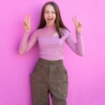 Shiloh Nelson Instagram - Swipe to see how I feel on the inside P.C. @ashombercreative Top @socialtourist Pants @freepeople