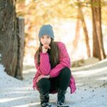 Shiloh Nelson Instagram - Everything’s “cooler” in snow 😂 #sopunny P.C. @beastlydesign
