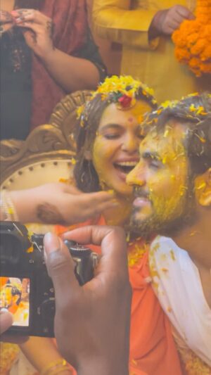 Shilpa Shukla Instagram - Blissed out ❤️ Totally! 
Thankyou for the most amazing time!
No words to describe this Joy & Happiness 
@chitrashi @dhruvaditya_ I love you 🌷
Thankyou @jaya.bhagwanani @adhirbhagwanani for giving so much love to us & many many congratulations ❤️