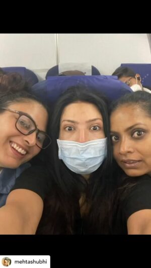 Shilpa Shukla Instagram - ❤️❤️❤️Posted @withregram • @mehtashubhi We are fun... we are mad... we are love...
We are...
Always and forever... sisters in arms...
We had the best time #druchi 
@chitrashi 
@dhruvaditya_ 
@shilpashukla555 
@tanyaabrol 
@seema_azmi 
@vidyamalavade 

@adhirbhagwanani thank you for creating the space to be mad together. You are such a radiant personality @jaya.bhagwanani you are such grace. 

Thank you for the love.